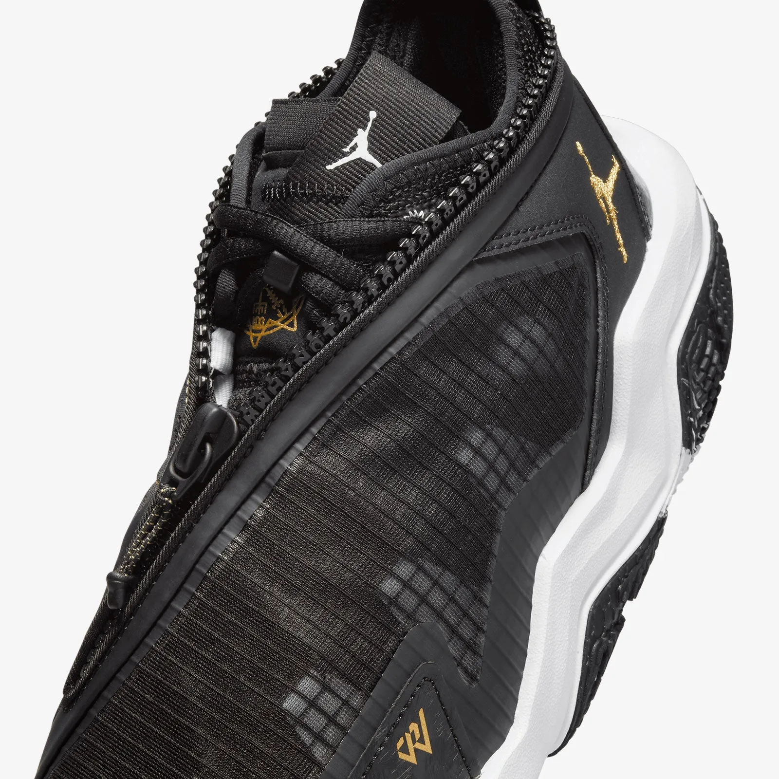 Jordan "Why Not?" Zer0.6 - Black/Metallic Gold