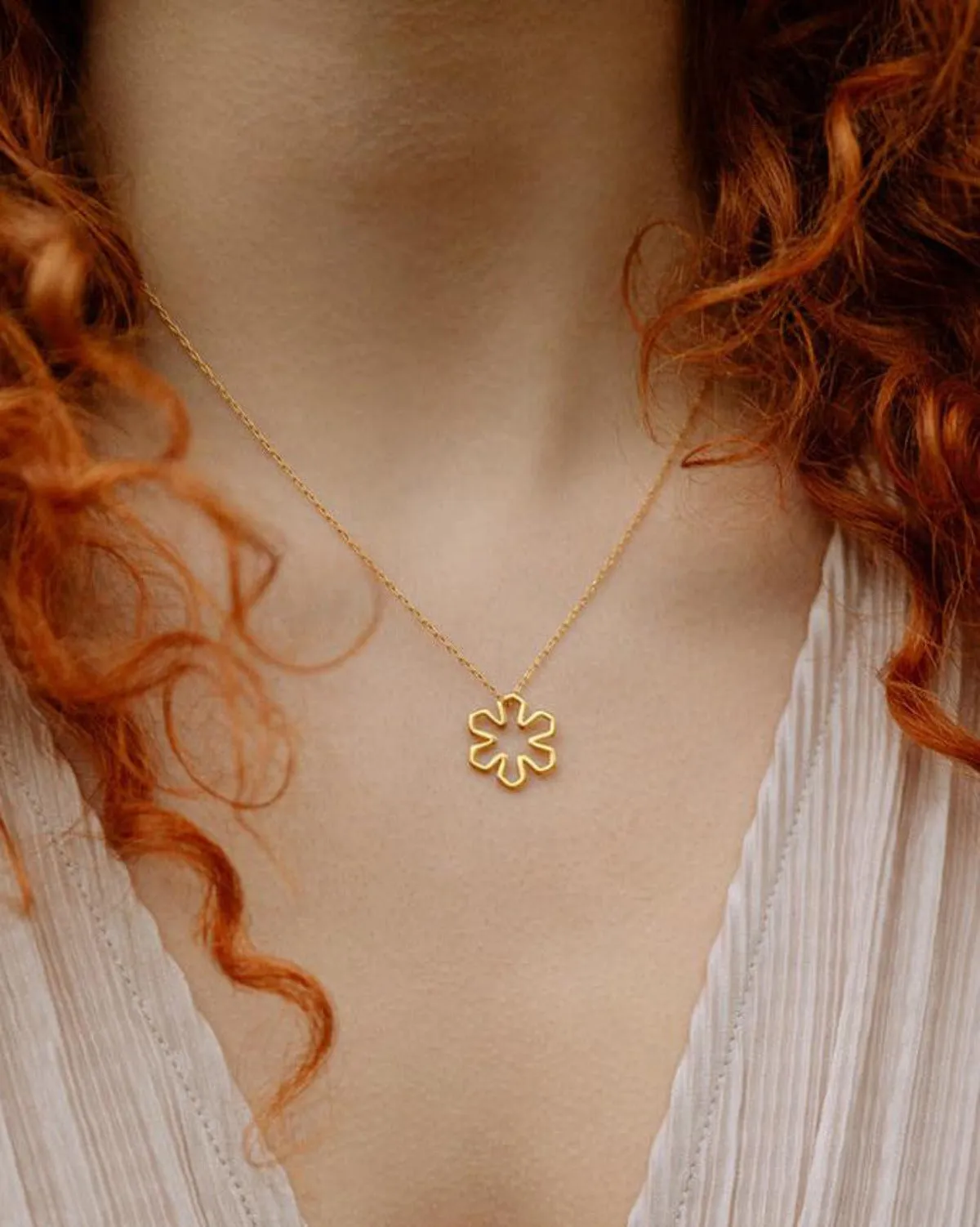 KALMUS OUTLINE NECKLACE