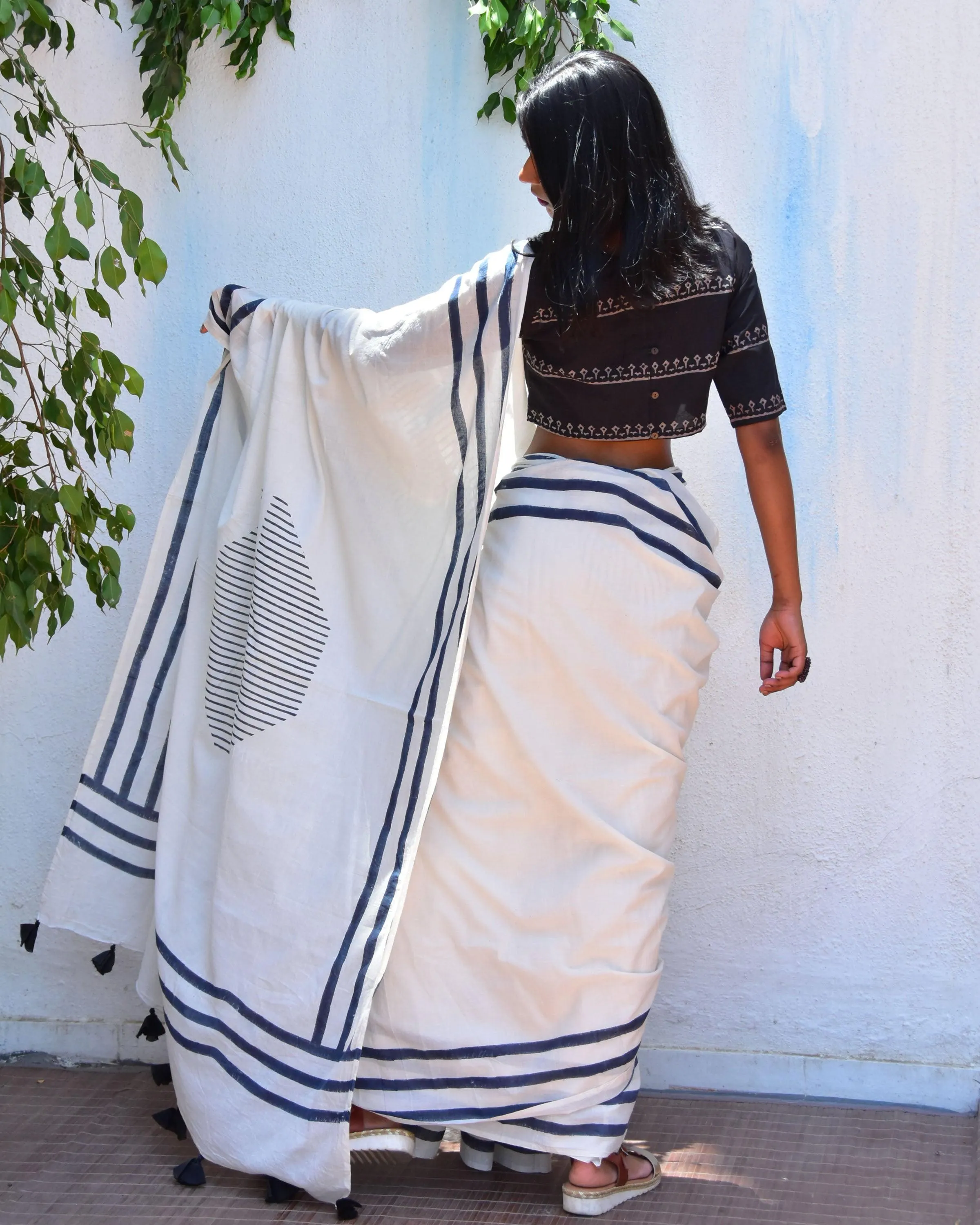 Pearl Mist Handblockprinted Mulmul Cotton Saree - Vnmn