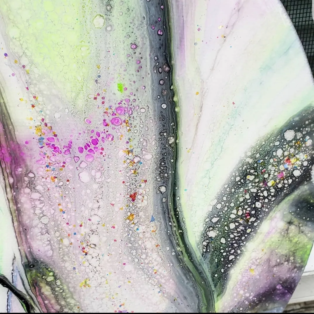 "free" 10" Canvas w/Irridescent Glitter