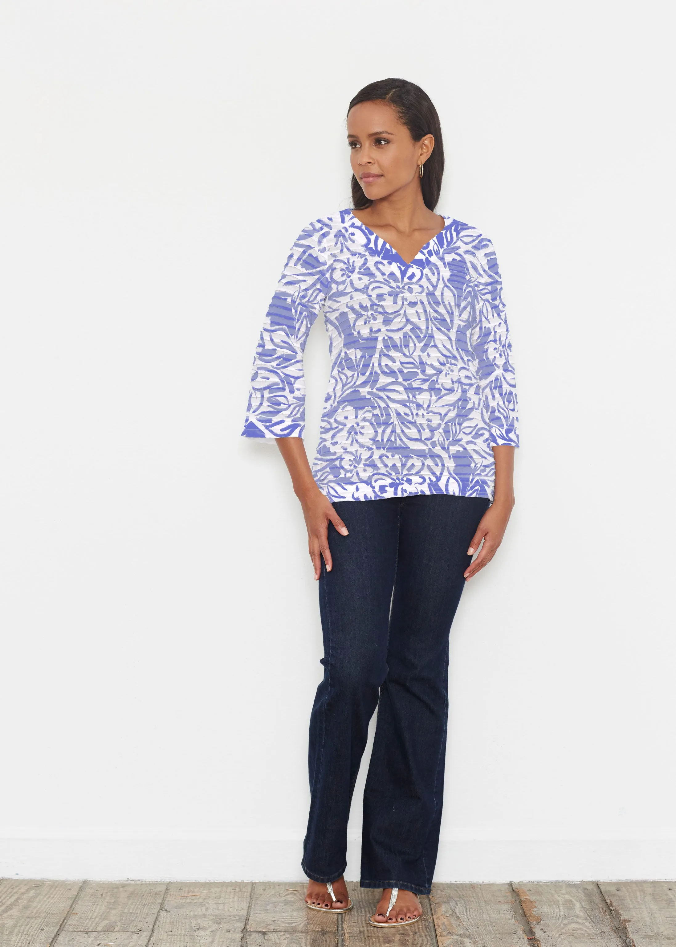 Summer Breeze Perri (8164) ~ Banded 3/4 Bell-Sleeve V-Neck Tunic